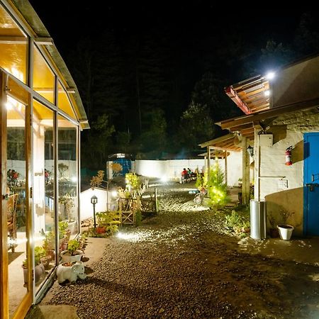 Shivaya Since 1953 Hotell Mukteshwar Exteriör bild