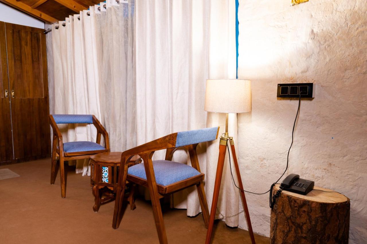 Shivaya Since 1953 Hotell Mukteshwar Exteriör bild